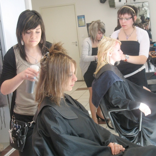 coiffure cheveux courts années 50